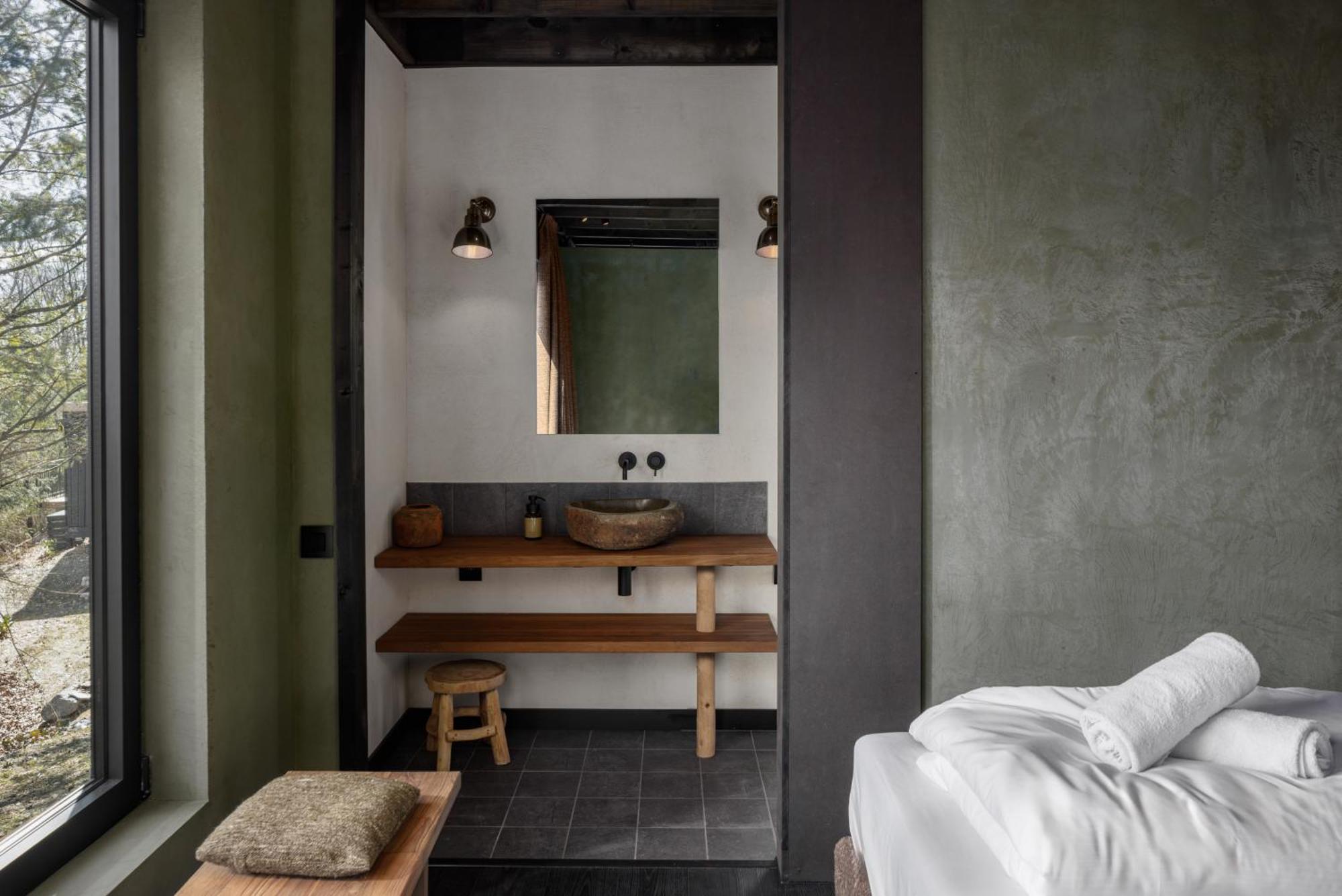 Hillview Resort Grandvoir Neufchâteau Екстериор снимка